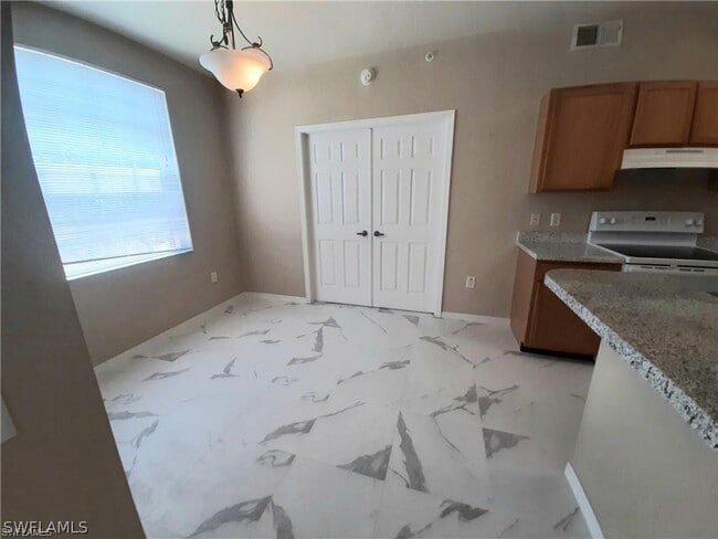 Building Photo - 7965 Preserve Cir Unit 726