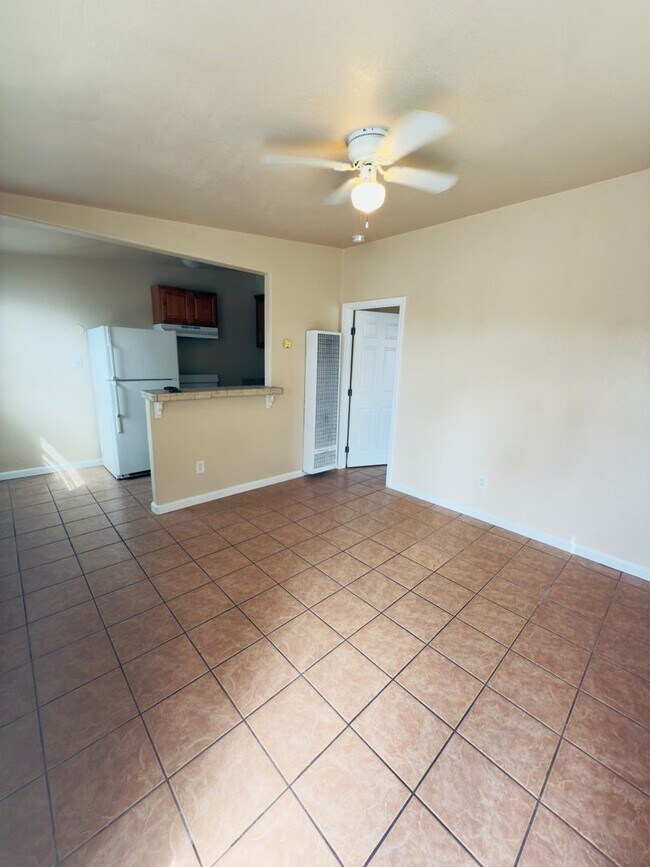 5133 W Point Loma Blvd Unidad 5133 West Point Loma Blvd