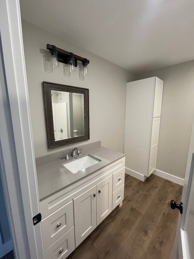 Photo - 3399 W 32nd St