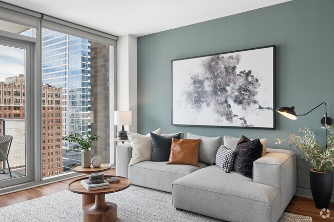 1BR, 1BA - 700SF - Living Room