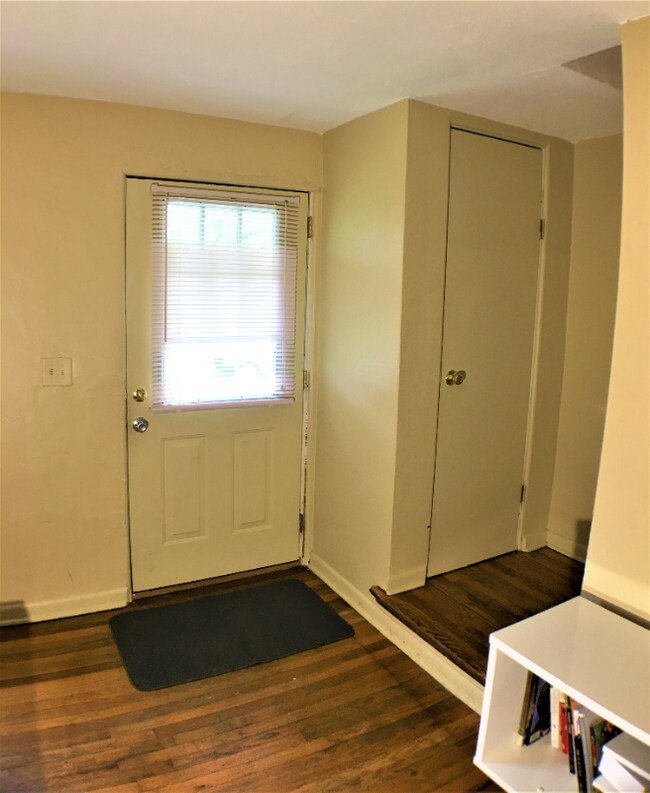 Photo - 432 E 16th Ave