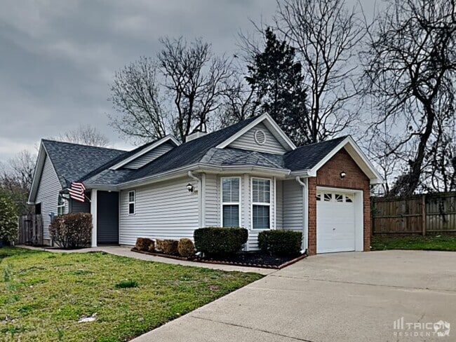 Building Photo - 1211 Wembley Dr Rental