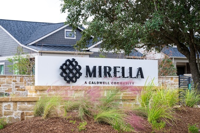 Building Photo - 18110 Bluegrass Pk Ln