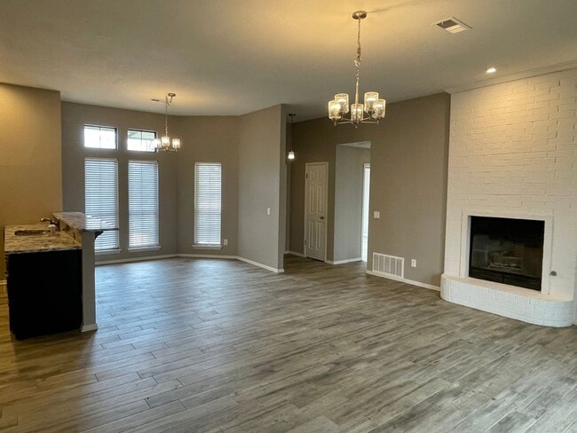 Photo - Beautiful updated 3 bed 2 bath