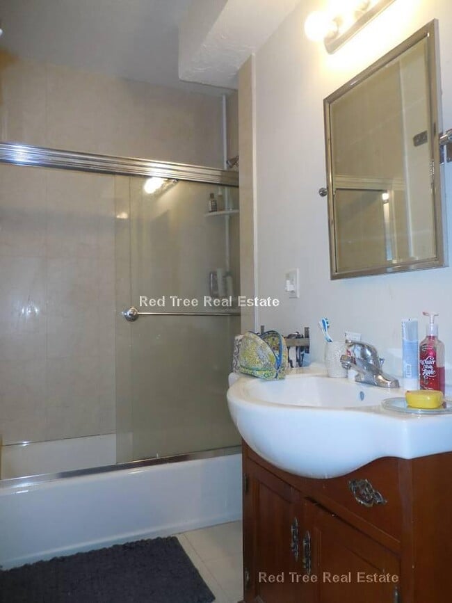 Photo - 199 Winthrop Rd