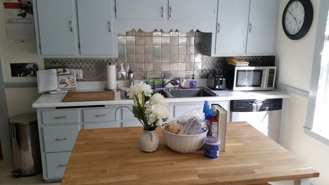 Photo - 43 Evergreen Ave Unit 1