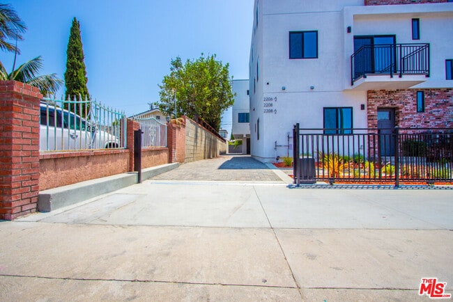 Photo - 2206 Hauser Blvd Unidad 1/2