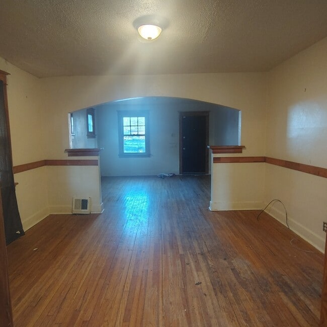 Photo - 7176 Hunter Ave