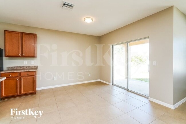 Photo - 1402 NW Juanita Pl