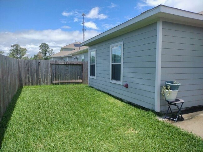 Photo - 25392 Northpark Lake Dr