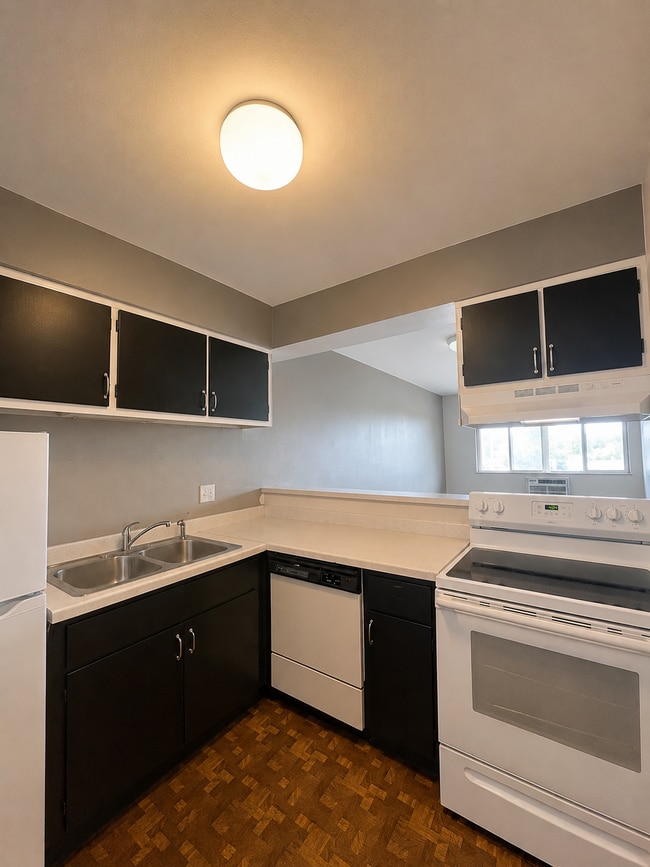Building Photo - 5625 W Brown Deer Rd Unit 207