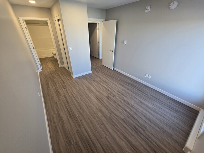 Photo - 420 Chrislind St Unit 302