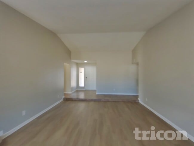 Photo - 10044 W Highland Ave