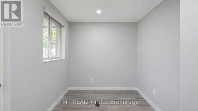 Photo - 109 Nassau St