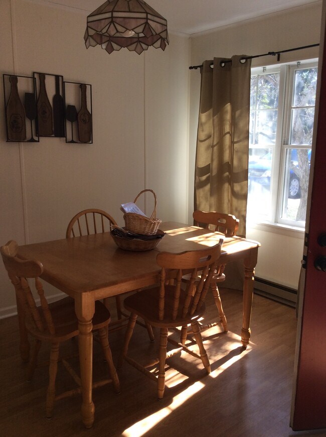 Photo - 76 Glenridge