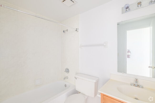 2BR, 1BA - 800SF Bathroom - Madison on 20th Apartments