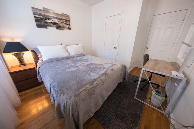 Photo - 305 E 104th St Unidad ID1032006P