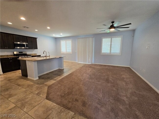 Photo - 9213 Black Diamond St