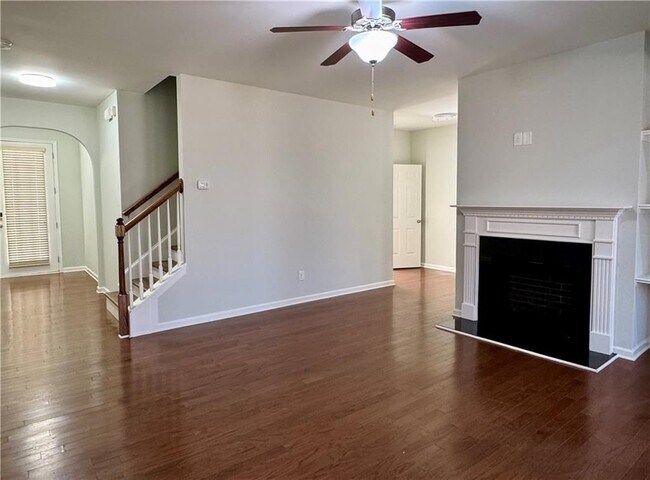 Photo - 3562 Brockenhurst Dr