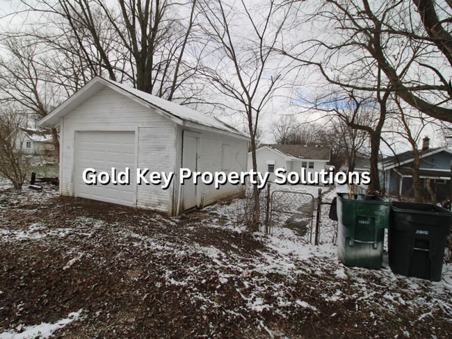 Photo - MUNCIE 3 BR 1 BA House with New Appliances and Garage (SECTION 8 APPROVED)