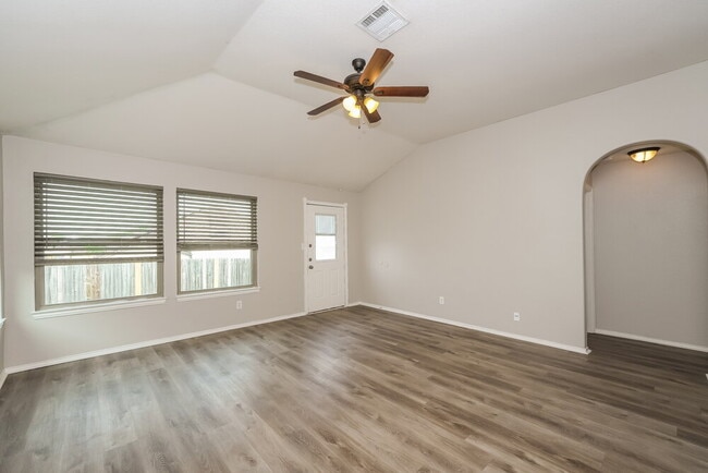 Photo - 9324 Cynthia Ct