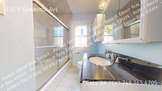 Photo - 916 N Kenwood Ave