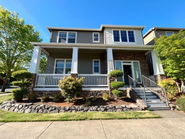 Photo - Stunning Corner Home in King City with Washer/Dryer Included, Private Courtyard!