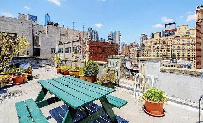 Photo - 234 E 23rd St Unidad 1A