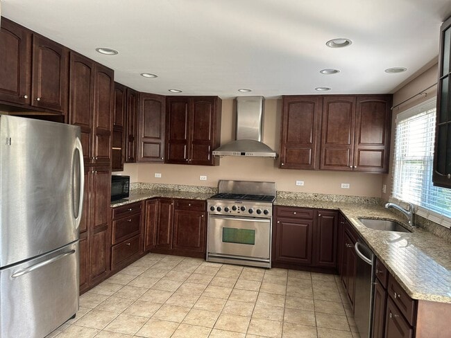 Photo - 5490 Fox Path Ln