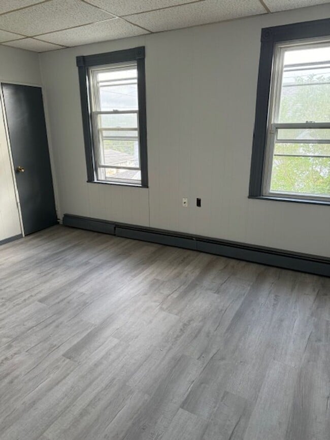 Building Photo - 1 bedroom