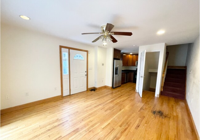 Photo - 241 W 3rd St Unit 2