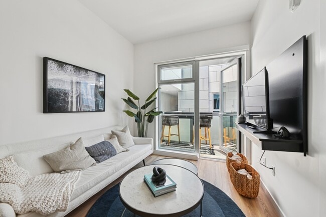 Photo - Evani 3223 Wilshire