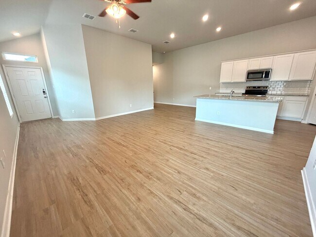 Photo - Amanda Park Duplex 3/2 off Potranco