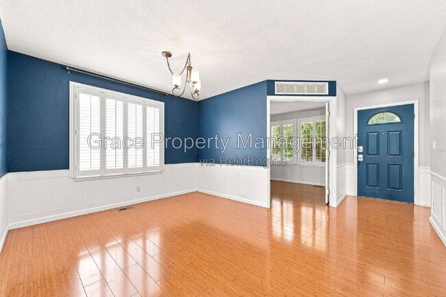 Photo - 10982 N Steele St