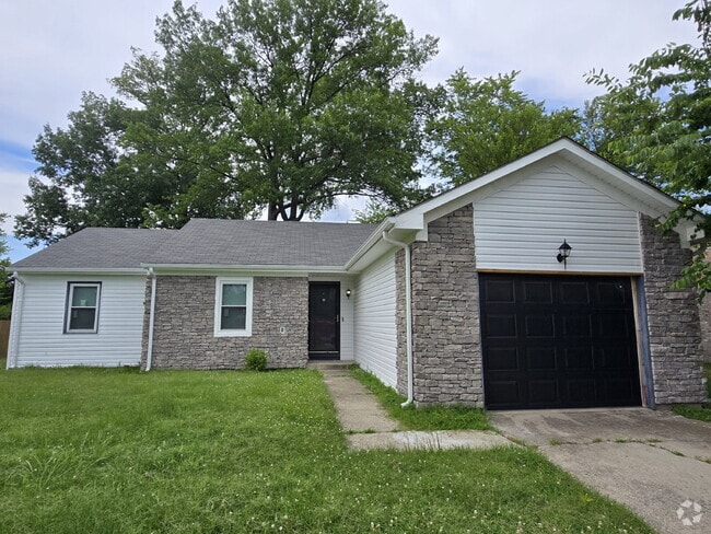 Building Photo - 4803 E Indian Trail Rental
