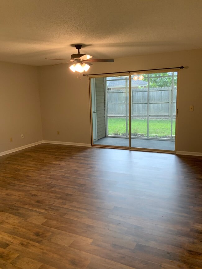 Photo - 711 Coventry Ln Unit A4 Condo