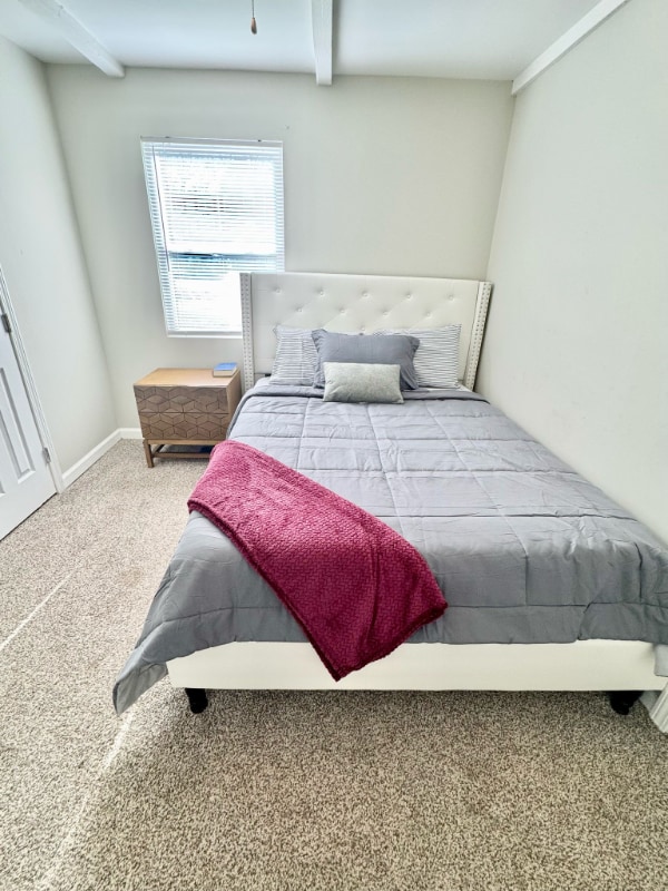 Building Photo - 201 Chandler Dr