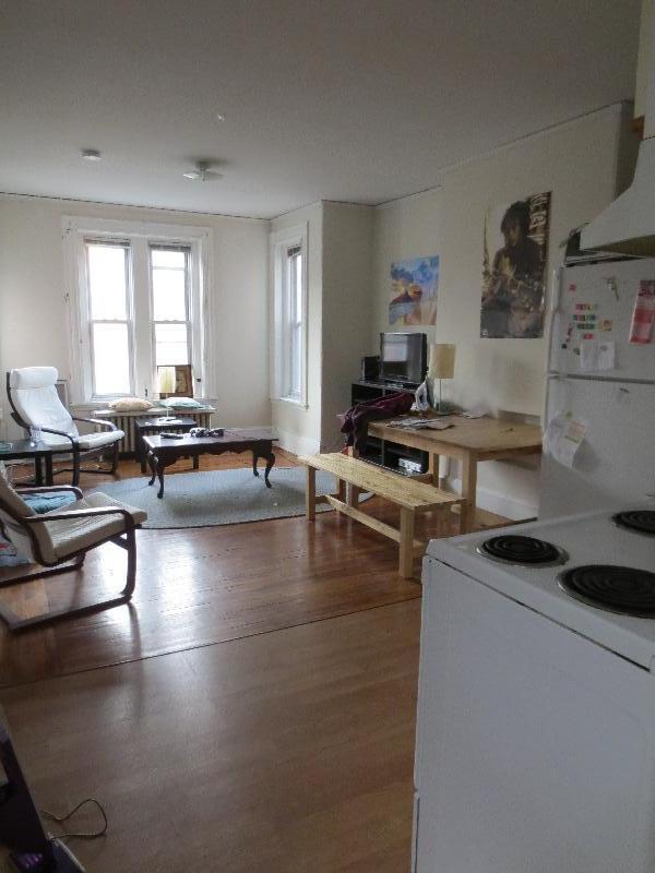 Building Photo - 76 Saint Stephen St Unit 3