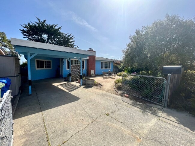 Photo - Archer Manor - Apply NOW!!