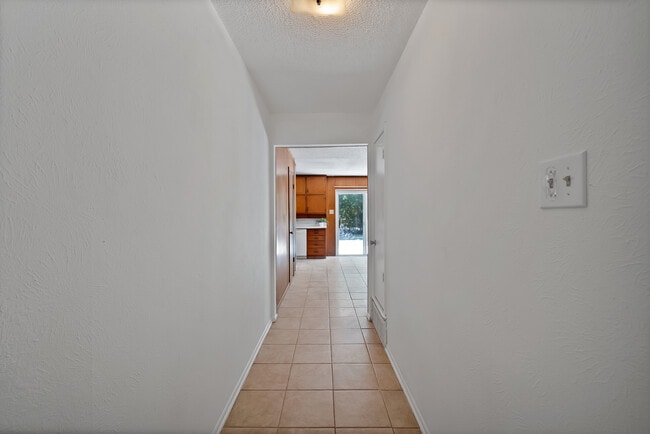 Entry Hall - 6516 Perdido Dr