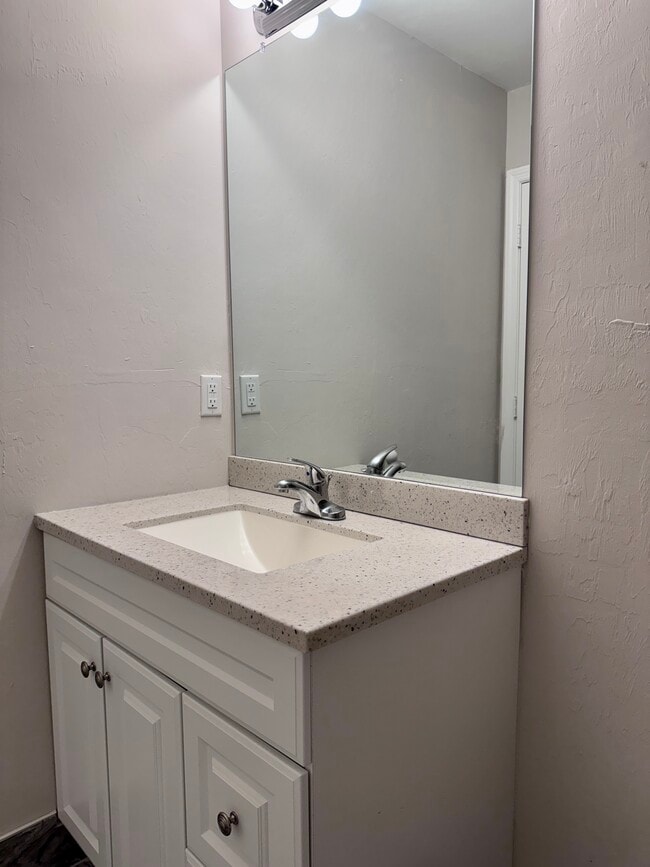 Photo - 27600 S View Dr