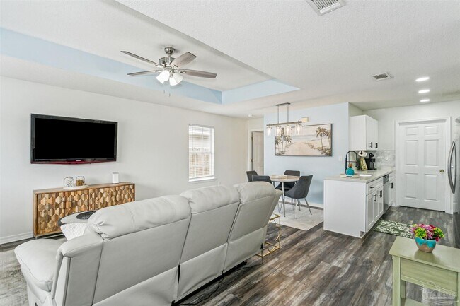 Photo - 8407 Jarmen Ln