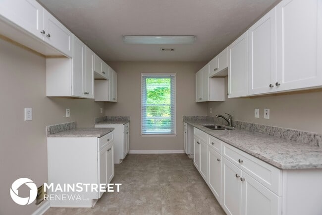 Photo - 8693 Collins Dr