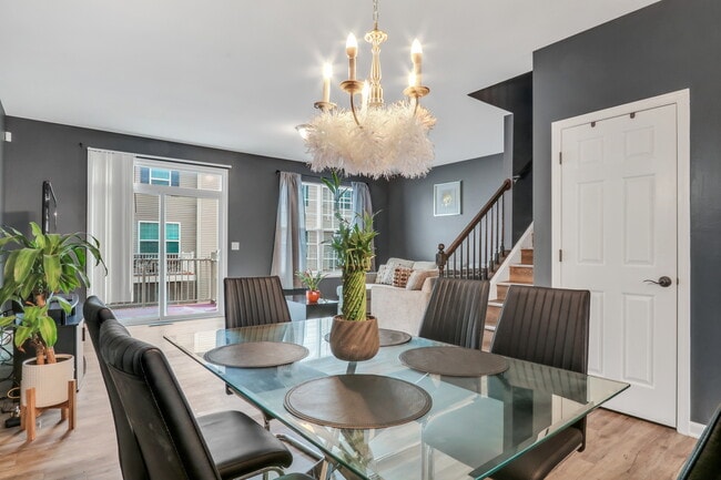 Photo - 214 Lionel Dr