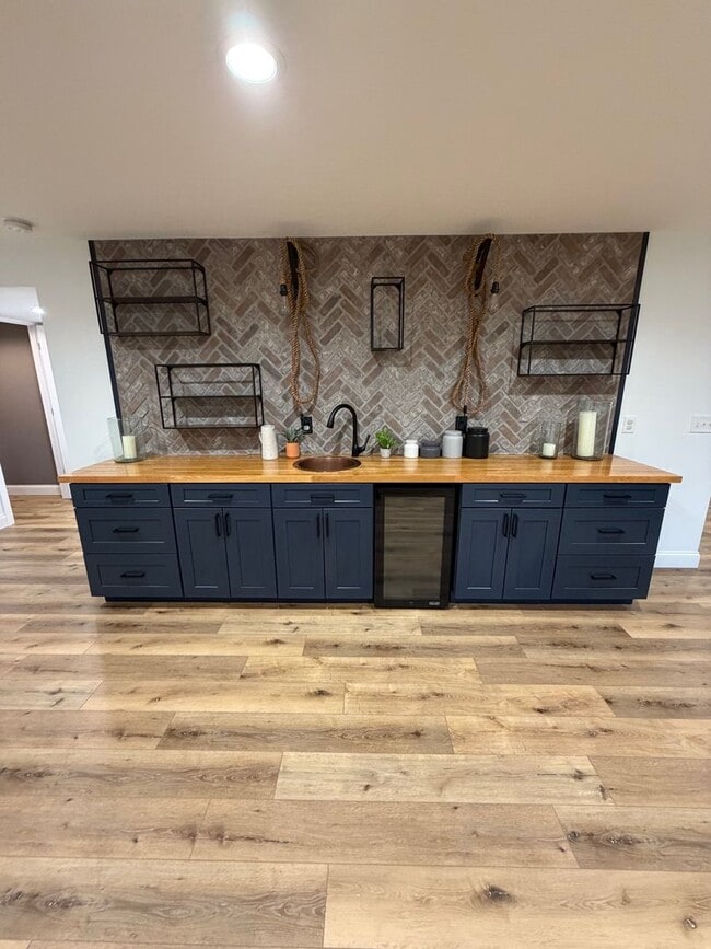 Photo - COMMINNG SOON - 4 BED 3 1/2 BATH HOUSE