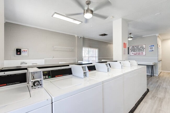 Paso Norte Apartments