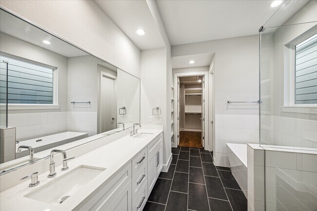 Photo - 1518 Houston Ave