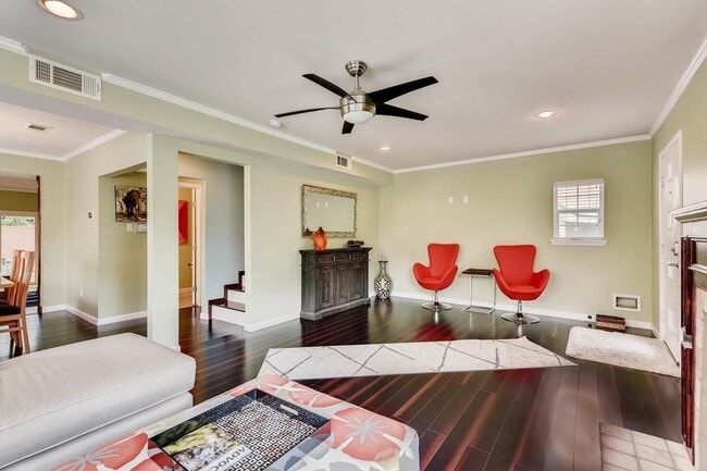 Photo - 5202 Pershing St