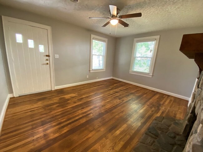 399 Sloan St