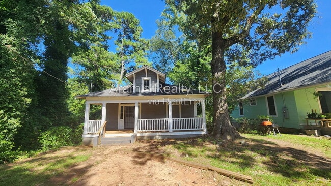 Building Photo - 56 Polar Rock Rd SW